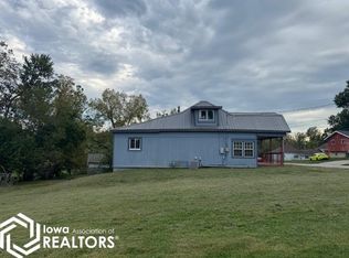 1217 S 9th St, Centerville, IA 52544