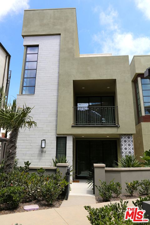 1st image of 5913 Coral Place
