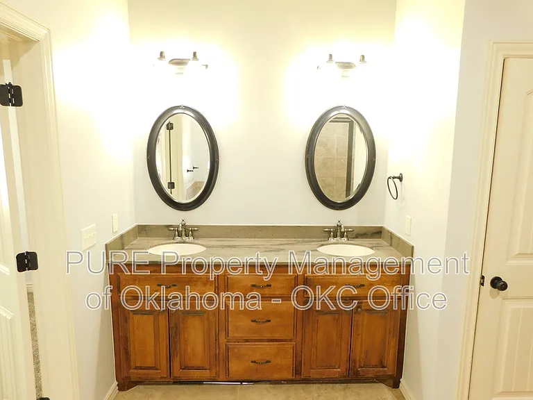1100 Kelsi Dr — Photo 12