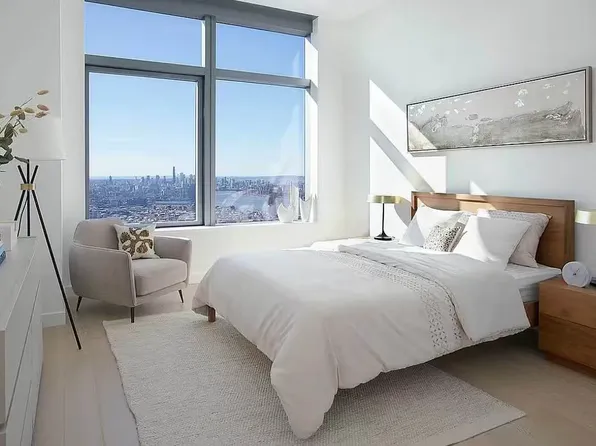 3 Court Square image 4 of 6