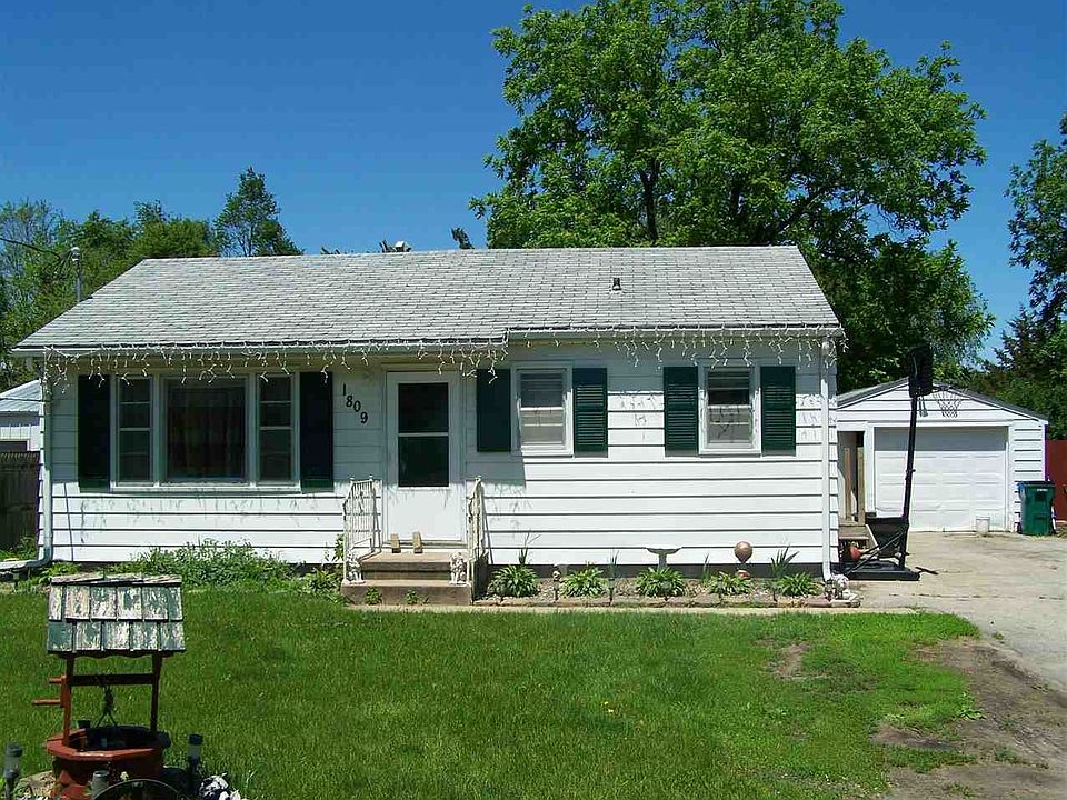 1st image of 1809 W Gilbert Dr