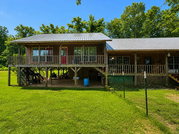 84 Oatis Camp Ln, Columbia, MS 39429