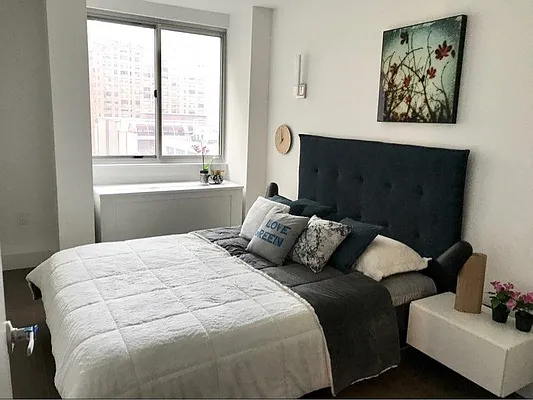 Sold by Park River | media 10