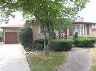 20 Sandy Ln, Buffalo, NY 14227