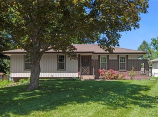 109 SW Victor Dr, Blue Springs, MO 64014