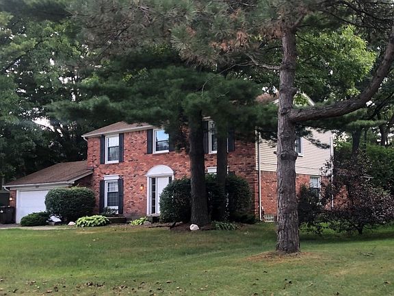 2nd image of 8327 Lake Pine Dr