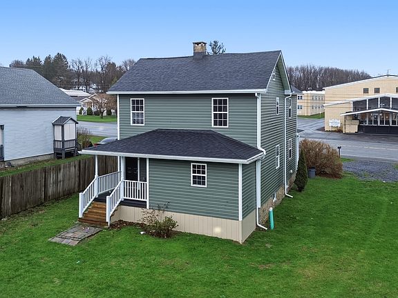 2nd image of 7912 Admiral Peary Hwy