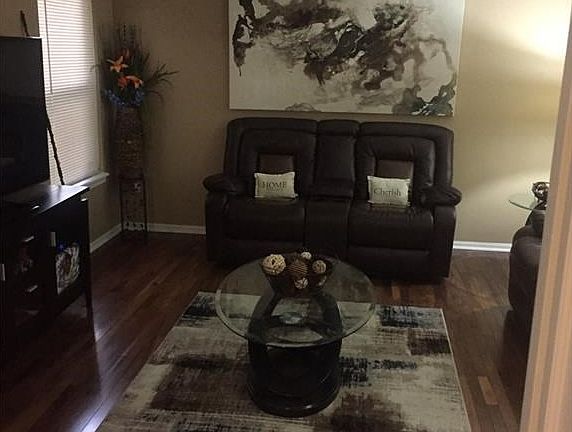 4th image of 1194 Brittany Blvd