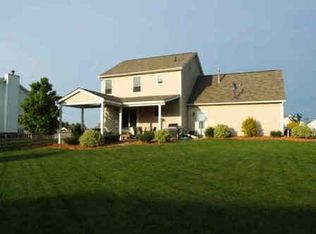 1335 Maple Leaf Ln, Howell, MI 48843