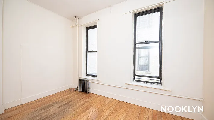 Rented by Nooklyn NYC LLC | media 13