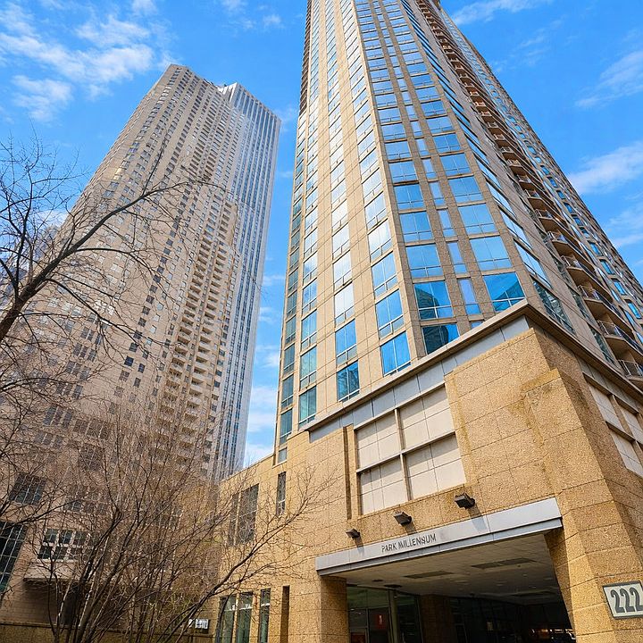 1st image of 222 N Columbus Dr APT 3103