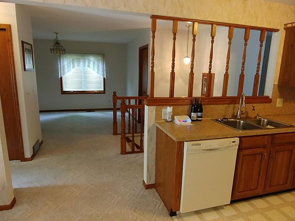 5th image of 4119 Grandview Ter SW #30