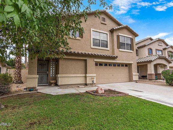3rd image of 1795 E CARLA VISTA Drive