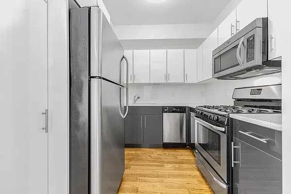 Rented by REAL New York | media 5