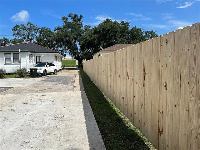 7924 Lincoln Beach Blvd — Photo 16