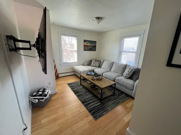 522 Thames St #3, Newport, RI 02840