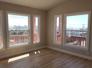 2390 14th Ave APT 5, San Francisco, CA 94116