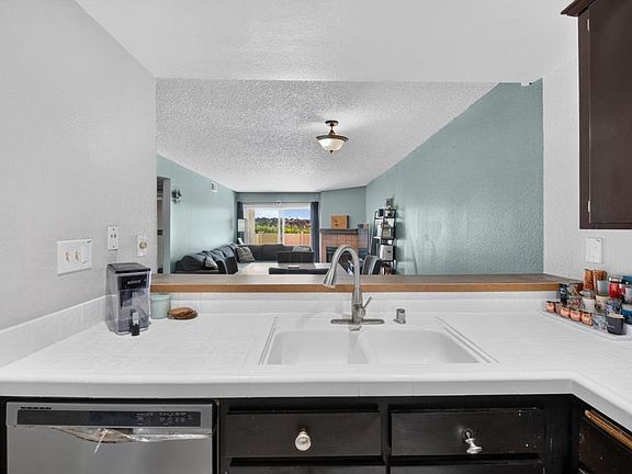 4th image of 1677 Melrose Ave Unit D