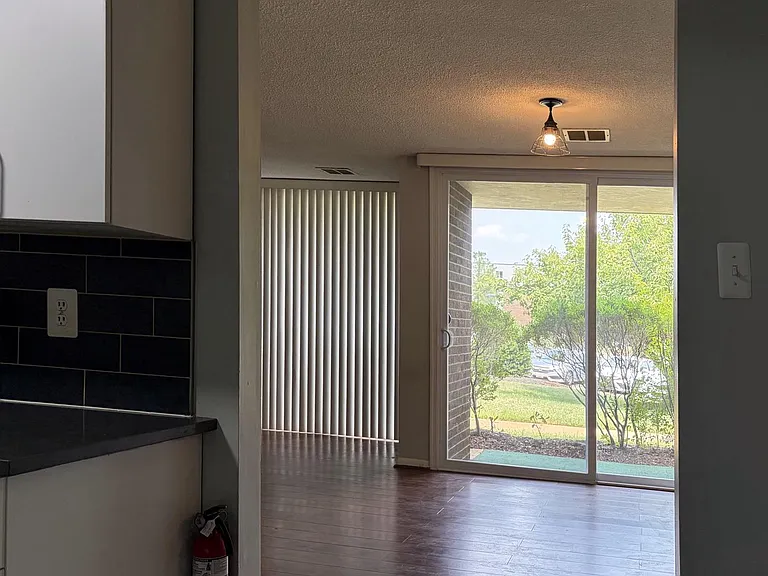 10237 Prince Pl #25-105 — Photo 11