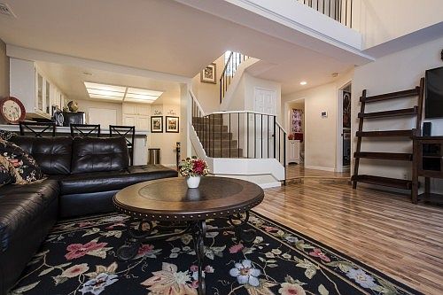 4th image of 6028 E Morningview Dr