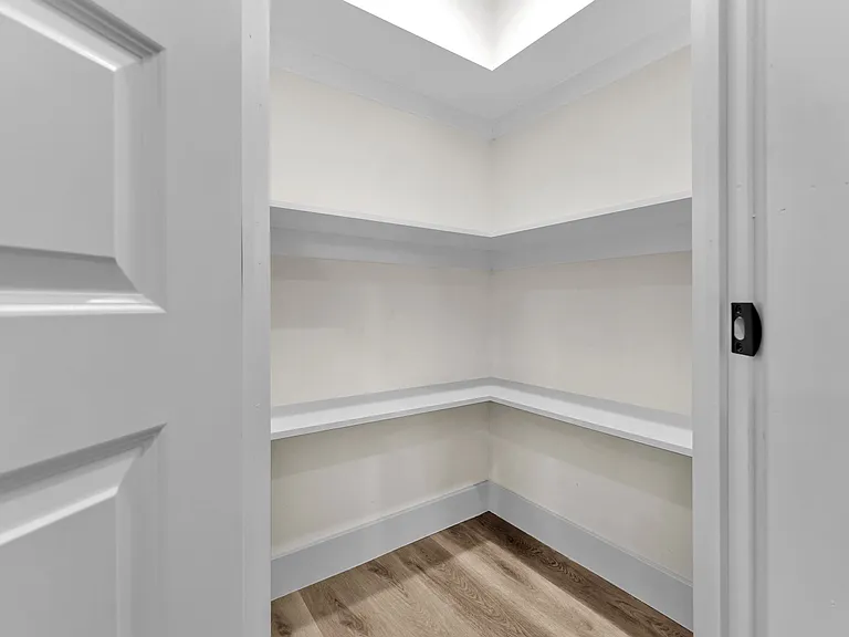 110 Webb St #201 — Photo 9