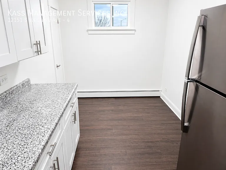 12151 S Western Ave #4 — Photo 3