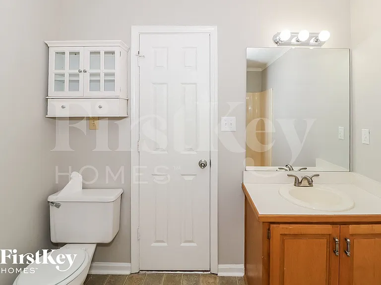 815 Old Spring Way — Photo 10