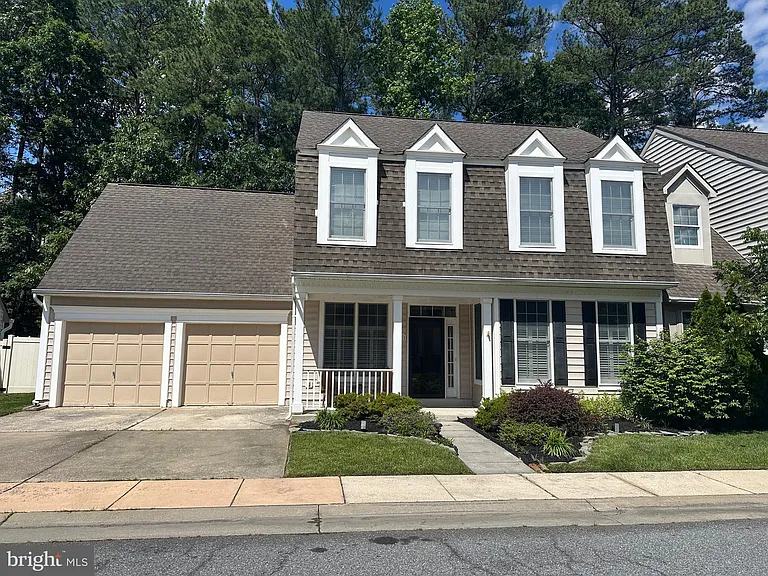 28405 Pinehurst Cir — Photo 1