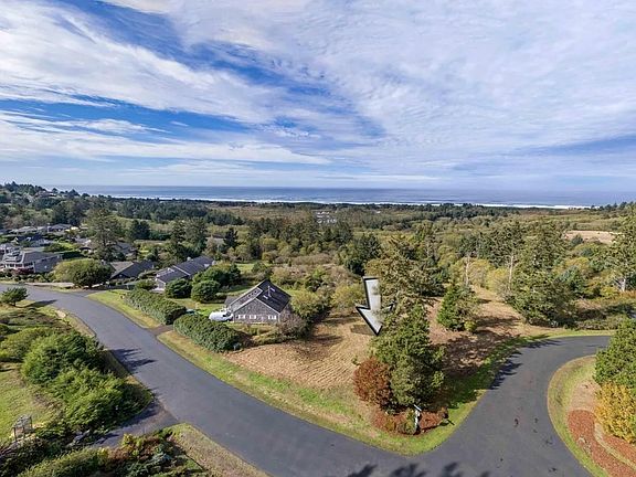 4th image of 57 Surfview Dr