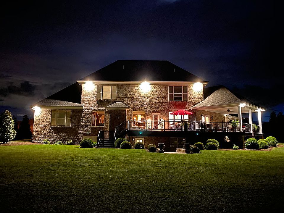 2nd image of 111 Pebble Beach Ct