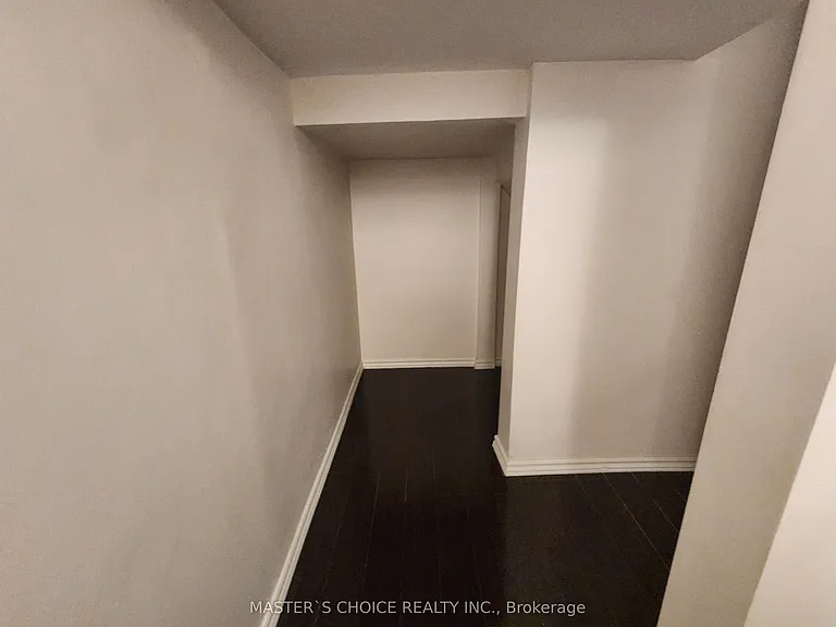 82 Bellagio Cres #BASEMENT — Photo 10