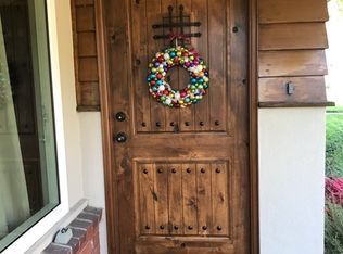 2321 Scott Rd, Burbank, CA 91504