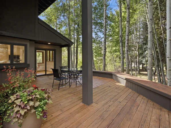 222 Elkhorn Rd, Sun Valley, ID 83353