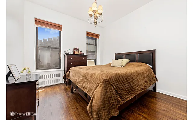 Rented by Douglas Elliman | media 20