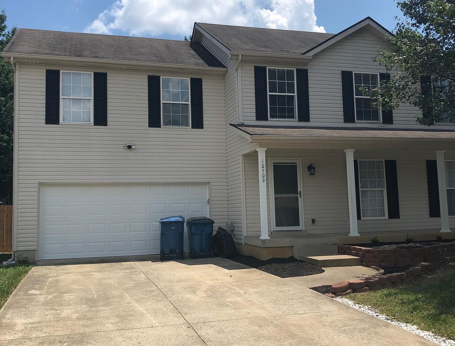 10509 Harrogate Ct, Louisville, KY 40229 | Zillow