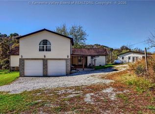 7648 Little Sandy Rd, Ravenswood, WV 26164