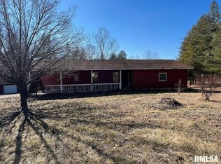 20 Kelly Cemetery Ln, Cobden, IL 62920