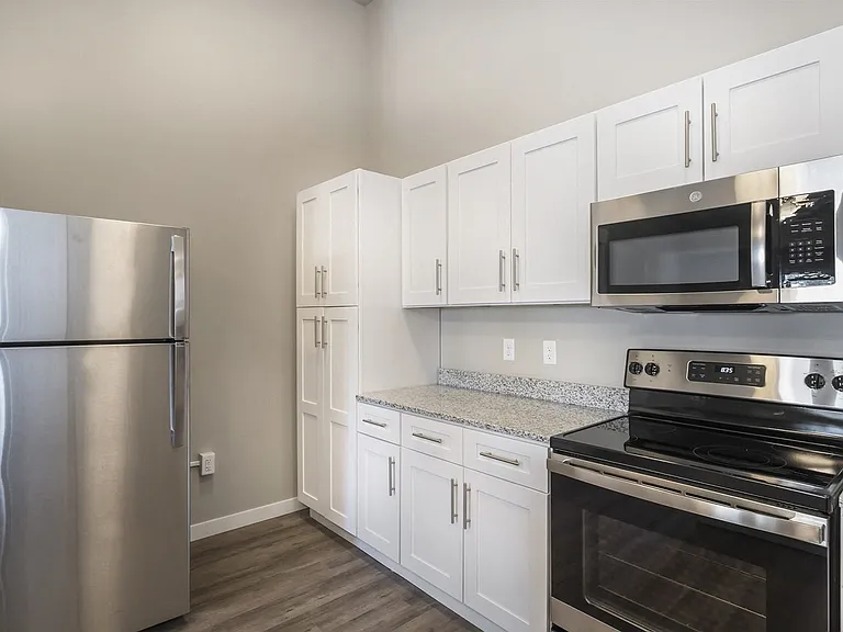 Stillwater Crossing Apartments — Photo 22