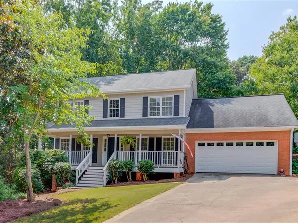 4524 Secret Pl, Buford, GA 30518