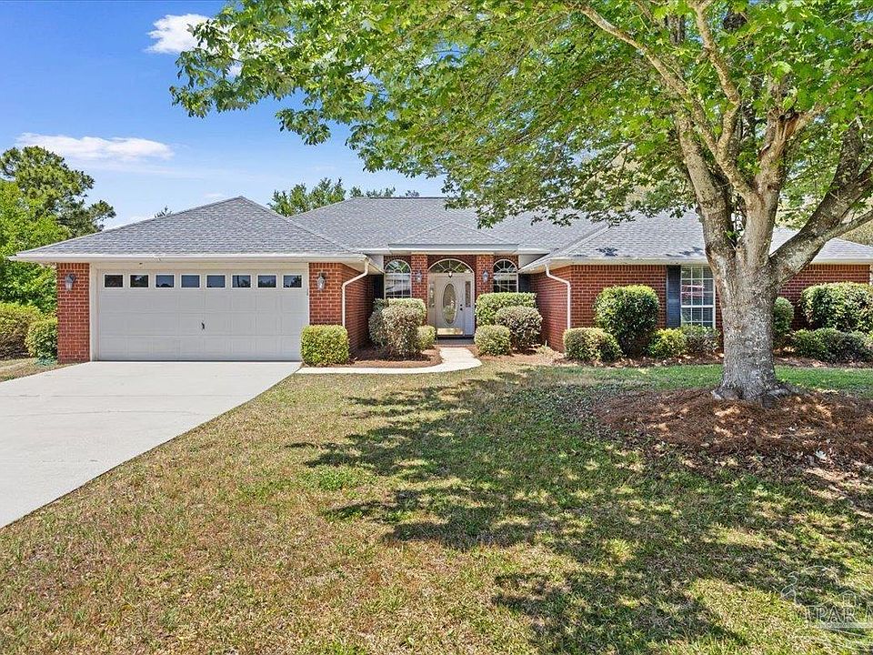 1st image of 1441 Connemara Cir