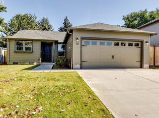 303 La Casa St, Eugene, OR 97402