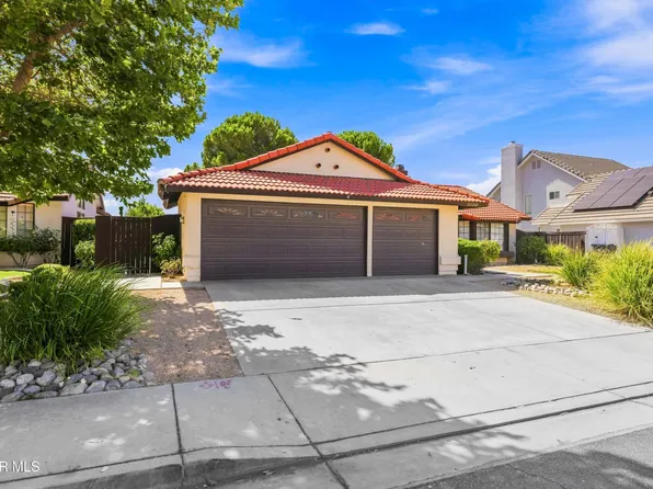 39341 Rockcliff Ct, Palmdale, CA 93551