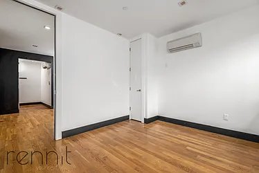 Rented by Rennit Inc.