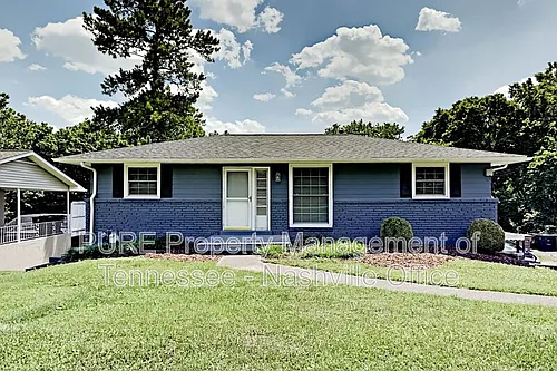 573 Whispering Hills Dr Photo 1