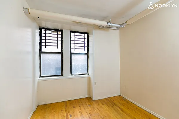 Rented by Nooklyn NYC LLC | media 47