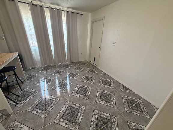4th image of 320 Mars St