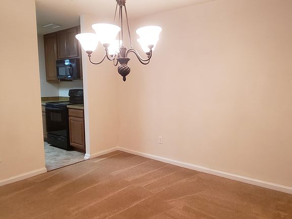 4th image of 4749 Playschool Dr #2