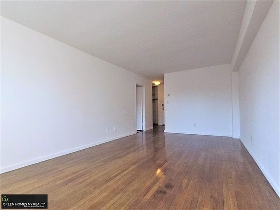 3rd image of 1584 1st Ave APT 4S