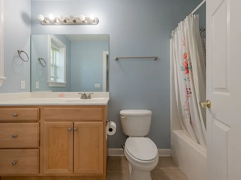 1701 Stratford View Dr — Photo 55