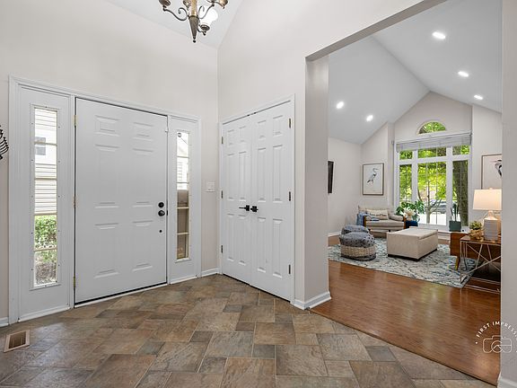 3rd image of 2023 N Stanton Crt